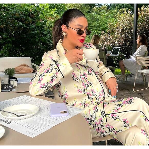 ZARA Flowy Pajama-Style Printed Blouse NWT - Picture 3 of 16